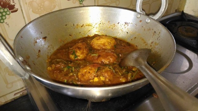 'Egg Curry recipe in Hindi/ Step by Step by Bachelor\'s Food Factory'