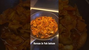'Korean living in Malaysia / Daily food vlog / Spicy Je Yuk Dup bap'