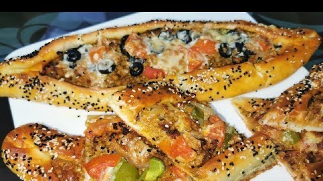 'Turkish Pide/Turkish Pizza/Pizza Pide by Delicious Food with FR'