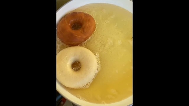 'How To Make Chocolates Donuts New Video | Food Tech | Food Videos #short #donuts #shortvideo #howto'