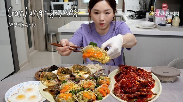 '리얼먹방▶ 간장게장vs양념게장(?) 둘다먹자!! ☆ ft,계란후라이,김ㅣSoy & Spicy Seasoned raw crabㅣREAL SOUNDㅣASMR MUKBANGㅣ'