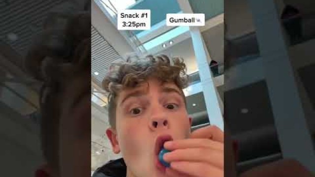 'Only eating foods from vending machines for 24 hours! #shorts #food #challenge'