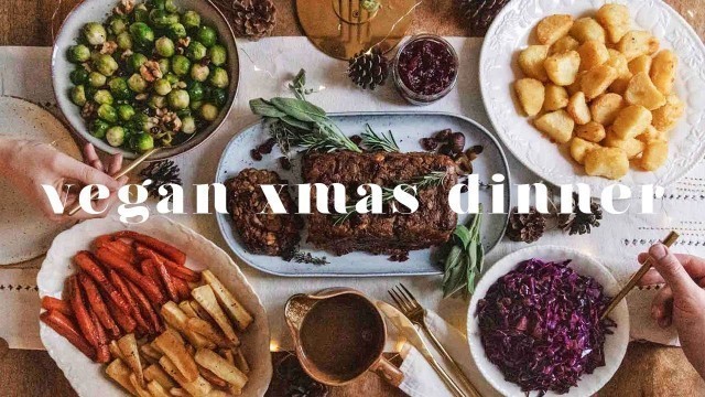 'HOW TO MAKE THE ULTIMATE VEGAN CHRISTMAS DINNER'