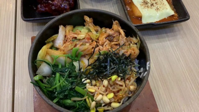 'Chicken Bulgogi Bap & Spicy Fried Chicken - Korean Street Food'