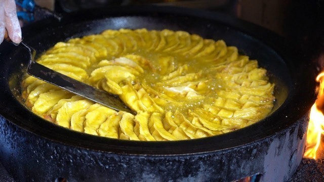 'Chinese Street Food - Best POTSTICKERS Panfried Dumplings 鍋貼 in China#11'