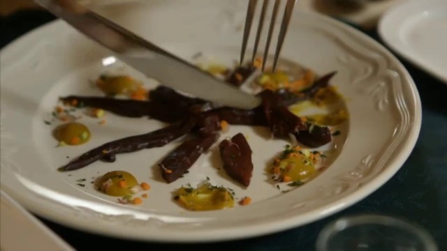 'Ainsley Harriott tries Icelandic food'
