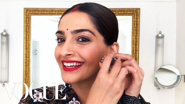 'Sonam Kapoor Gives a Lesson in ’90s Bollywood Beauty | Beauty Secrets | Vogue'