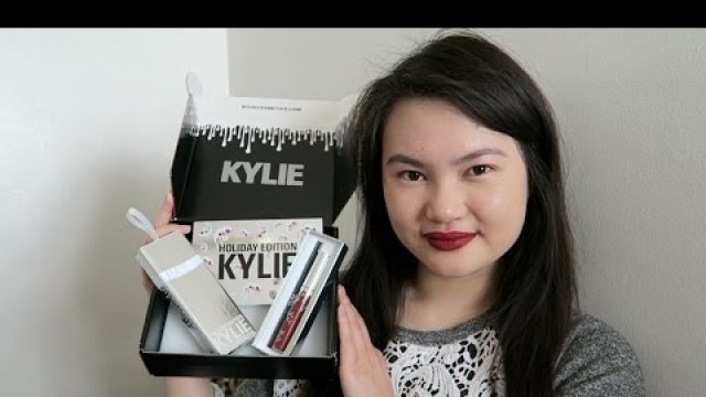 'Kylie Cosmetics Holiday Edition 2016 Lip Kit Merry Review & Swatches | Tracey Studio'