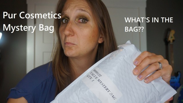 'Pur Cosmetics Mystery Bag Video Unboxing and Makeup Review'