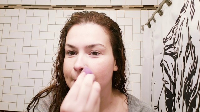 'HOW I USE THE ORIGINAL BEAUTY BLENDER W/ IT COSMETICS CC+ CREAM'