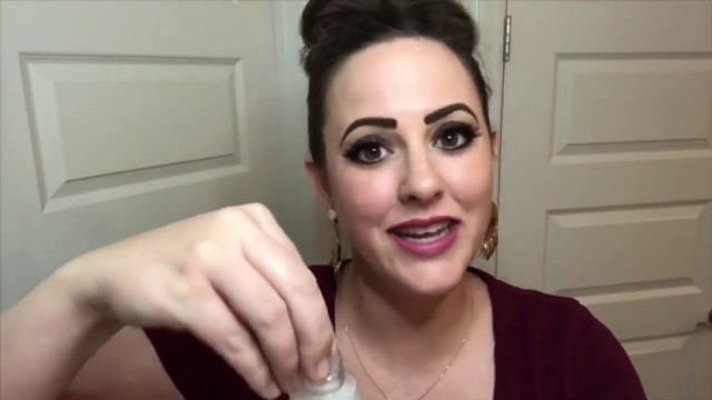 'Shake It Off! - Tori Belle Makeup Remover'
