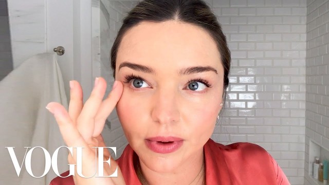 'Miranda Kerr\'s Guide to Glowing Pregnancy Beauty | Beauty Secrets | Vogue'