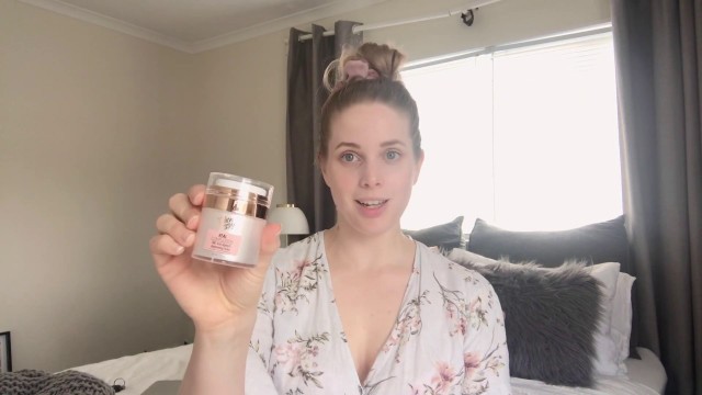 'Thin Lizzy Real Complexion Cream - Product Review'