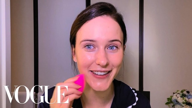 '\'The Marvelous Mrs. Maisel\' Rachel Brosnahan\'s Everyday Routine | Beauty Secrets | Vogue'