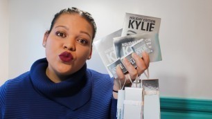 'Unboxing: Kylie Cosmetics Holiday Collection 2016'