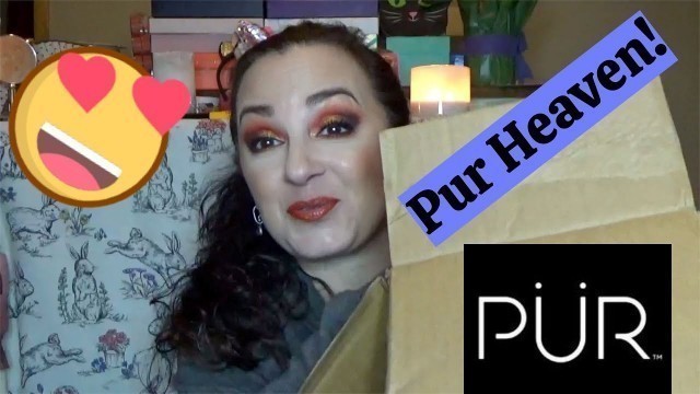 'Pur Cosmetics  Deluxe Mystery Bag-March 2020'