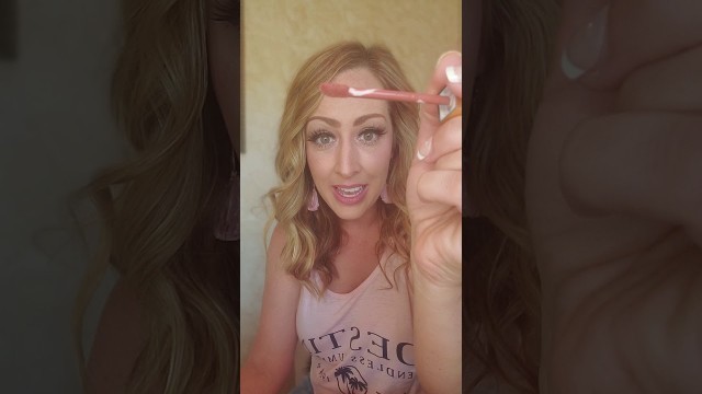 'Velvet Kisses Long-lasting Liquid Lip and Ignite by Tori Belle Easy and Quick Tutorial with Primer'