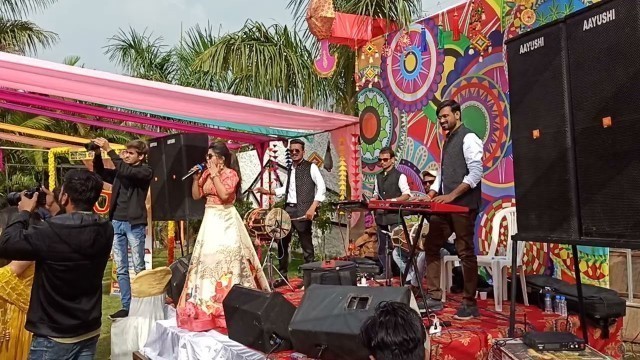 'Taare Gin Gin | Oh ho ho ho | Live Vaishali Raikwar | Sukhbir'