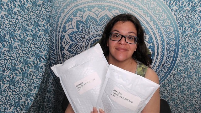 'Pur Cosmetics Mystery Bags unboxing'