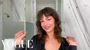 'Money Heist\'s Úrsula Corberó Breaks Down Her Perfectly Pink Makeup Routine | Beauty Secrets | Vogue'