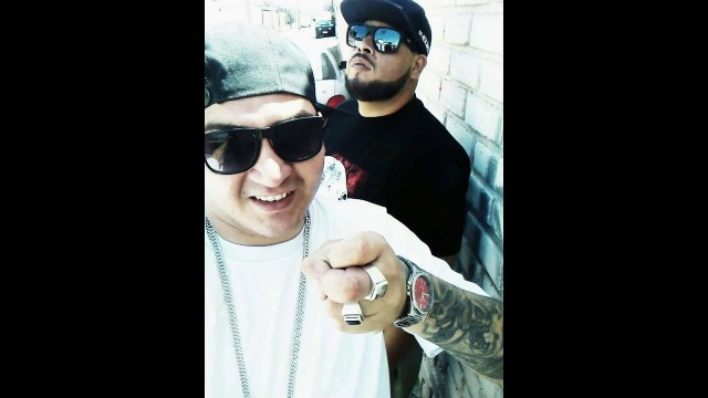 'Glenn Gangsta Ft Goldo Daspec - Pegate Y Motivate ( Prod By. Philosofy Study )'