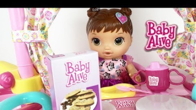 'Baby Alive Cook n\' Care 3-in-1 Set Unboxing, Details, and Doll Play'