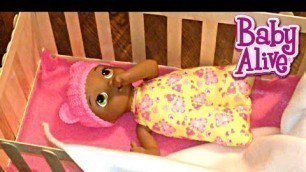'Baby Alive Doll Crib for Snugglin\' Sarina from Popsicle Sticks'