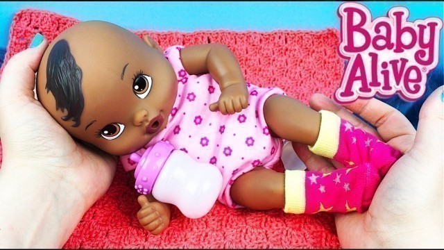 'Baby Alive Luv n Snuggle Doll and Our Generation Star Sock Set Unboxing'