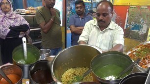 'Chennai Chana Masala / Spicy Muri @v 30 rs - Street Food India'