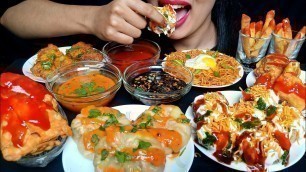 'ASMR:EATING INDIAN STREET FOOD|SAMOSA,DEHI PURI,MOMOS,PAKORA,SPICY NOODLES,FRENCH FRY|HUNGRY GIRL'