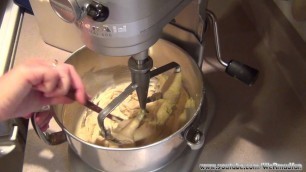 'How to make Chocolate Chip Cookies using the Kitchenaid Stand Mixer'