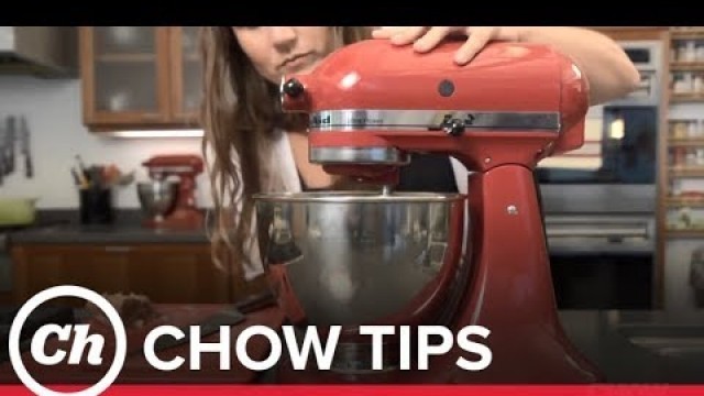 'Shred Meat in Your Stand Mixer - CHOW Tip'