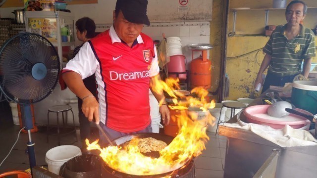 'Famous Oyster Omelette Penang Street Food 成都茶餐室槟城老字号蚝煎马来西亚'