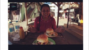 'Best Burger in Shillong at Munchies | Shillong Food | Food blog |Munchies Laimukhrah |Food Burrow'