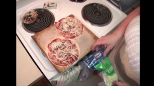 'Cheap Easy Pizza (Delicious GBD Cooking Recipes)'
