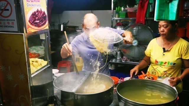 'Street Food Malaysia Penang Famous Chicken Feet Wanton Mee 鸡脚云吞面'