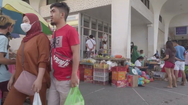 'CHINATOWN SIDEWALK UYANGUREN Davao City Philippines 