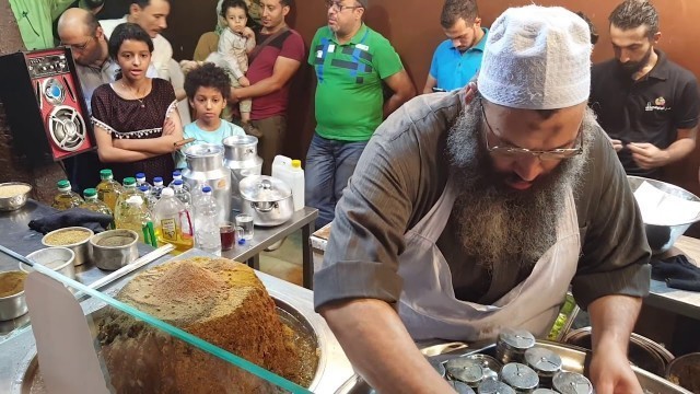 'Massive street food in Egypt || Ezz El menoufy || 2019'