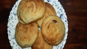 'Crispy Chicken Bun/ চিকেন বান'