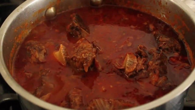 'Food Wishes Recipes - True Blood Pasta with Beef Neck Sauce Recipe - Penne with Beef Vampire Sauce'