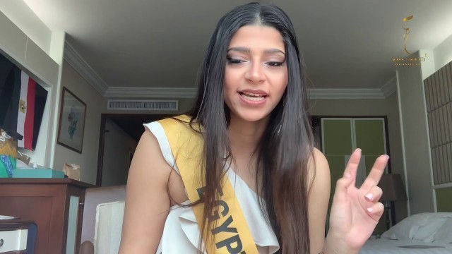 'How to eat Thai Food in 2 minutes - MISS GRAND EGYPT'