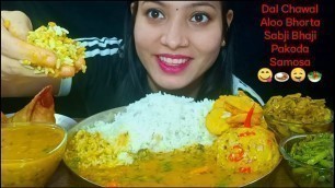 'Eating Dal Chawal, Aloo Bhorta, Cabbage,Peas Bhaji, Pakode, Samosa | Huge Indian Food Feast Mukbang'