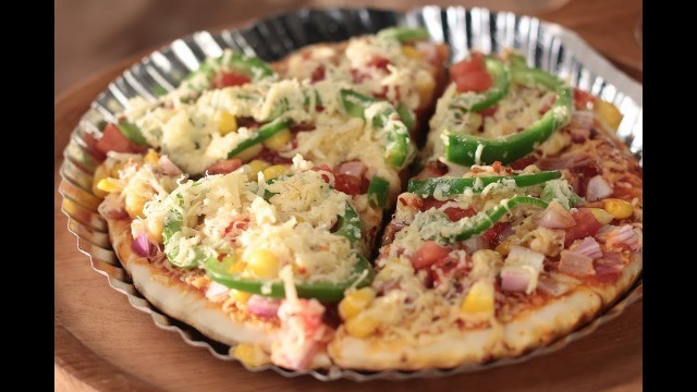 'Street Style Pizza | Sanjeev Kapoor Khazana'