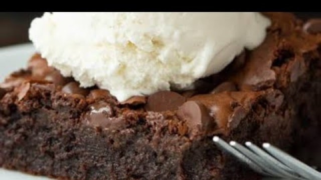 '|HOT COCO lAVA BROWNIE WITH COOL ICECREAM| #cookingshooking #foodporn'