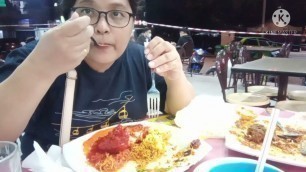 'Filipino eating Indian Food at Fatimah Ghous Restaurant in Pandan Mewah Ampang.'