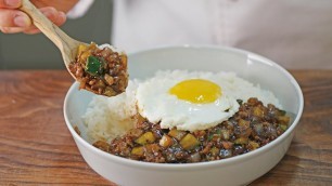 '[한그릇요리] 짜증날  땐 뭐다? 춘장 짜장밥.....K-food recipe Black Soybean Sauce Rice'