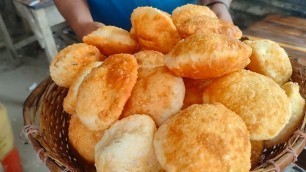 'Most Famous Bangladeshi Street Food Kachori Dal Puri | Bangladeshi Street Food | Mr Food Lover'