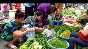 'Asian Fresh Market Food - People And Foods In Phnom Penh Market'