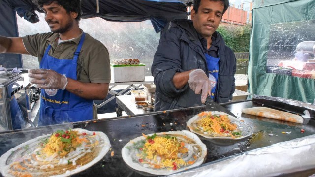 'Dosa Flatbreads and Chicken Curry from India. London Street Food'