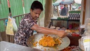 'Mumbai\'s Rajnikant Style Anda Bhurji Wala | Indian Street Food'